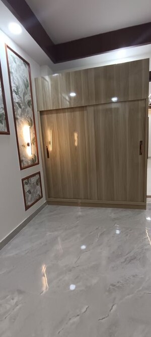 Bathroom in 3 BHK Builder Floor at BP Homes, Sector 85 – for Sale