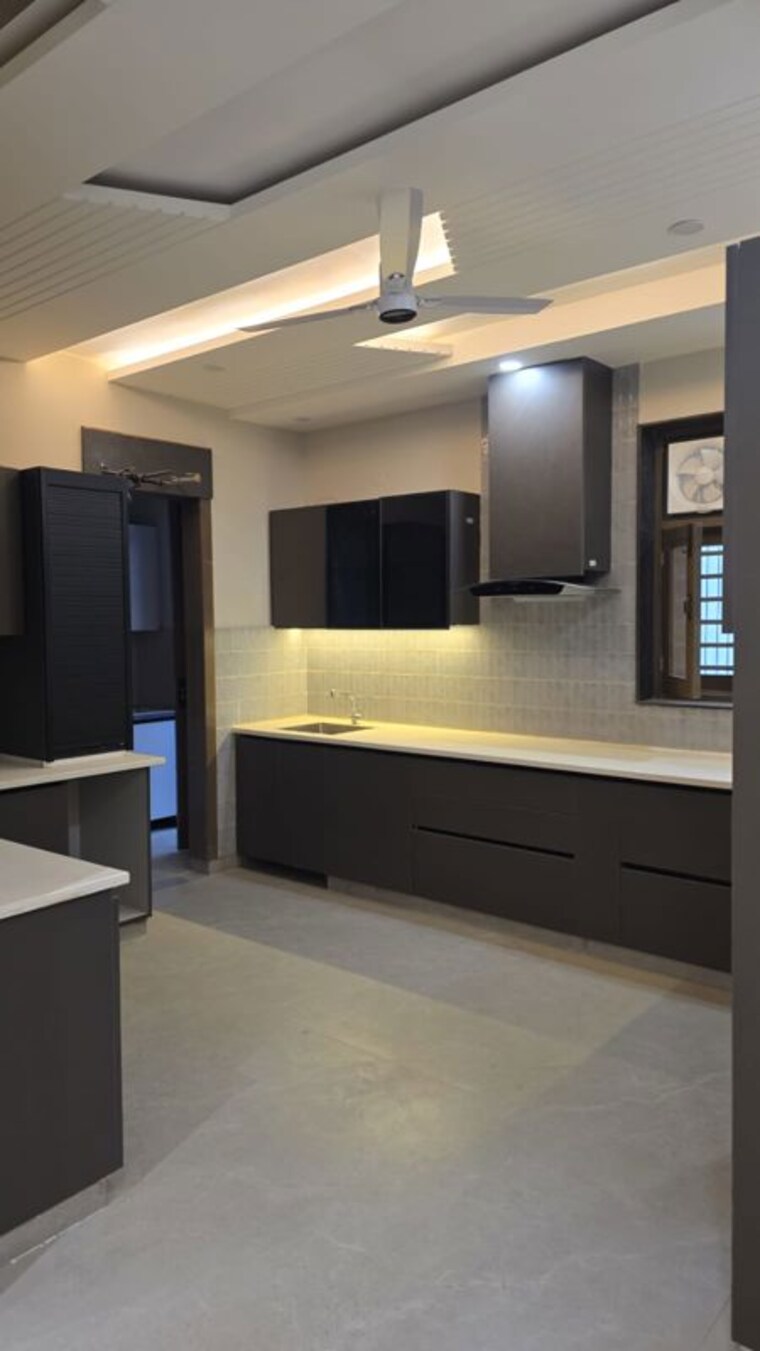 Kitchen, new industrial township 2 2 Bedroom 1500 Sq.Ft. Builder Floor In New Industrial Township 2 Faridabad 10324634