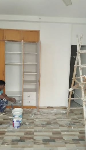 Bedroom in 3 BHK Apartment at DLF The Carlton Estate, Dlf Phase V – for Rent