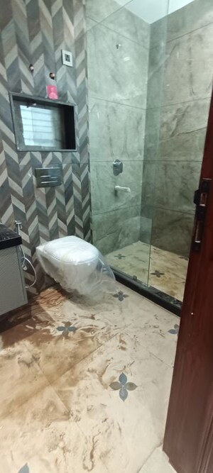 Bathroom in 3 BHK Builder Floor at BP Homes, Sector 85 – for Sale