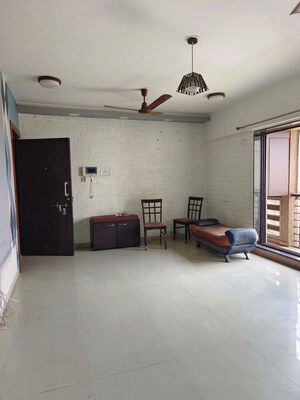 Room in 2.5 BHK Apartment at Runwal Pearl, Manpada – for Rent