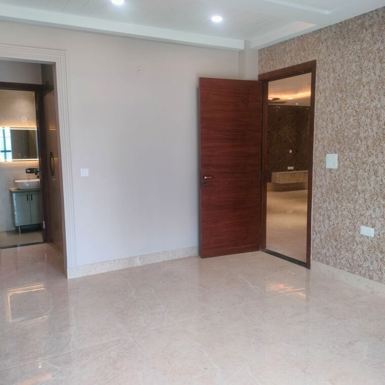 Room, new industrial township 5 2 Bedroom 1500 Sq.Ft. Builder Floor In New Industrial Township 5 Faridabad 10324674