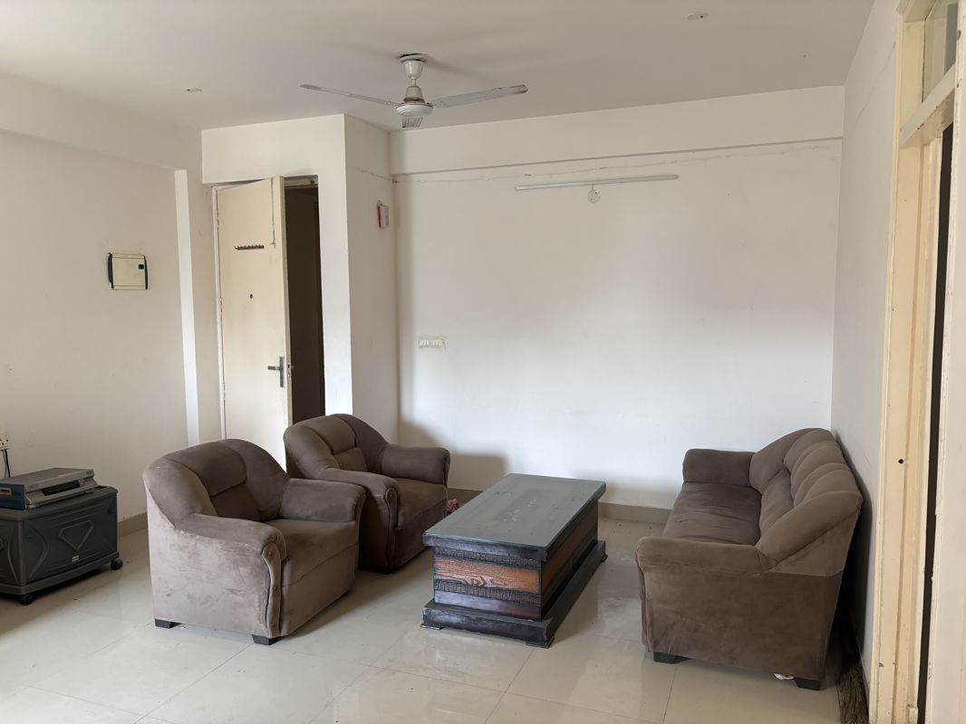2 BHK Apartment For Rent in Breez Global Heights
