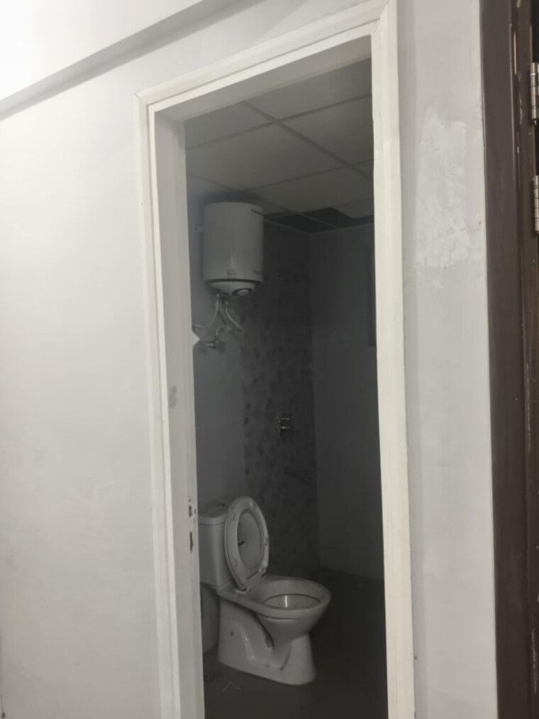 Bathroom, signature-global-city 3 Bedroom 1555 Sq.Ft. Apartment In Sector 37d Gurgaon 10324665