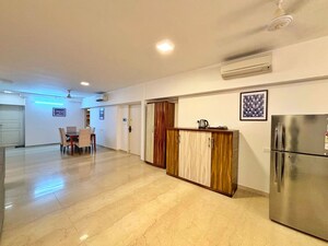 Room in 4 BHK Apartment at Kanakia Paris, Bandra East – for Sale
