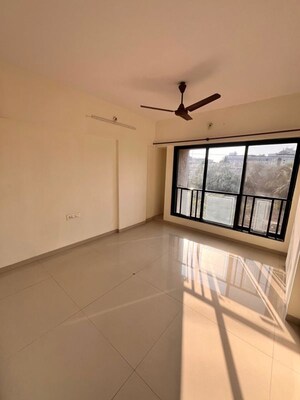 Room in 2 BHK Apartment at Atul Blue Fortune, Andheri East – for Sale