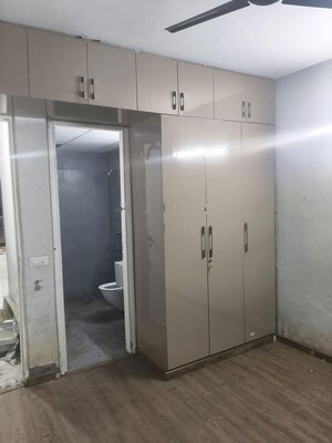 Building Lobby in 3 BHK Apartment at Signature Global City, Sector 37d – for Rent