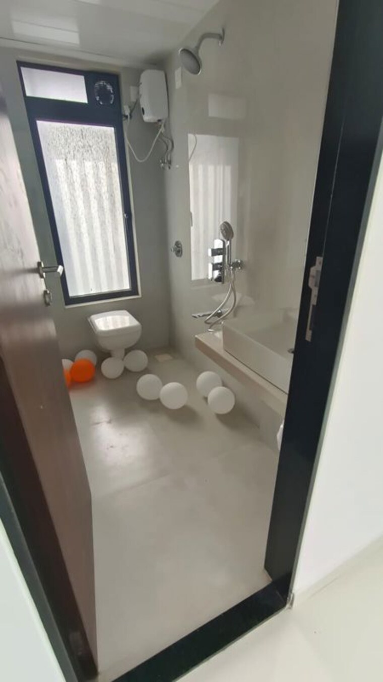 Bathroom, arkade-aspire 2 Bedroom 905 Sq.Ft. Apartment In Goregaon East Mumbai 10324659