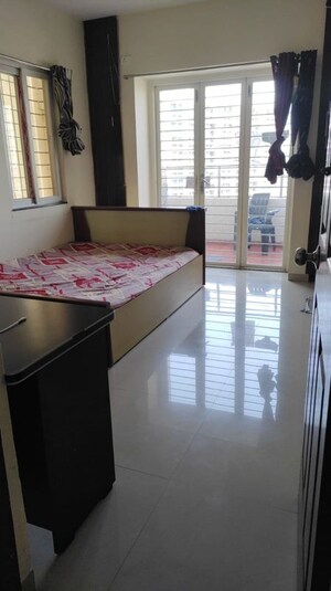 Bedroom in 2 BHK Apartment at Aundh – for Rent