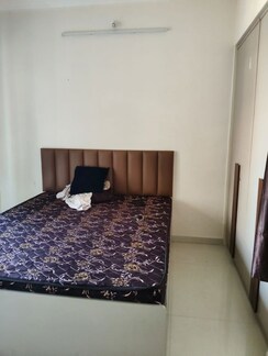 1 BHK + Servant Room Apartment For Rent in Anant Metropolis Insignia Towers