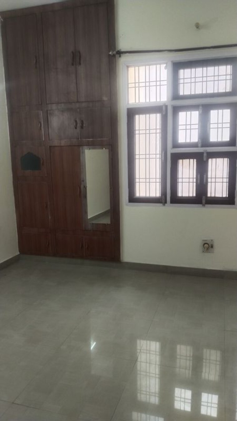 Room, gomti nagar 2 Bedroom 1300 Sq.Ft. Builder Floor In Gomti Nagar Lucknow 10324725