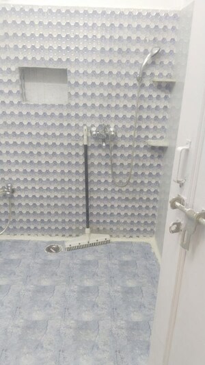 Bathroom in 2 BHK Builder Floor at Gomti Nagar – for Rent