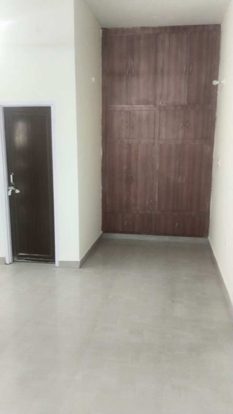 Room, gomti nagar 2 Bedroom 1300 Sq.Ft. Builder Floor In Gomti Nagar Lucknow 10324725