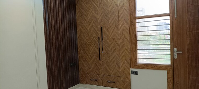 Bathroom, bptp-district-phase-2 3 Bedroom 145 Sq.Ft. Builder Floor In Sector 84 Faridabad 10324731