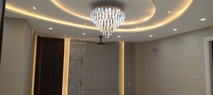 Building Lobby in 3 BHK Builder Floor at BPTP District Phase 2, Sector 84 – for Sale