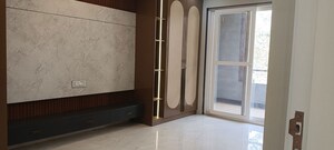Building Lobby in 3 BHK Builder Floor at BPTP District Phase 2, Sector 84 – for Sale