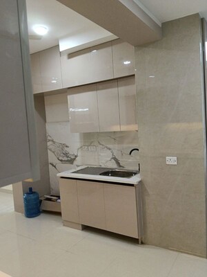 Bathroom in 2.5 BHK Apartment at Mahagun Moderne, Sector 78 – for Rent