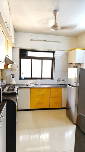 Kitchen in 2.5 BHK Apartment at Sai Baba Complex Goregaon, Goregaon East – for Rent