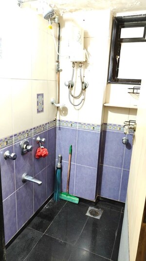 Team Area in 2.5 BHK Apartment at Sai Baba Complex Goregaon, Goregaon East – for Rent