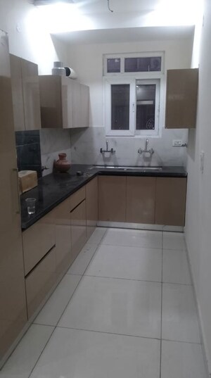 Kitchen in 3 BHK Apartment at Sunshine Homes Zirakpur, Dhakoli – for Rent
