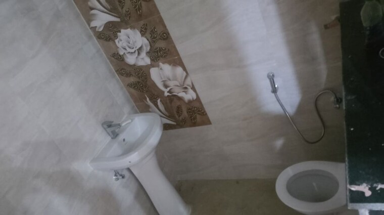Bathroom, sunshine-homes-zirakpur 3 Bedroom 1350 Sq.Ft. Apartment In Dhakoli Zirakpur 10324759