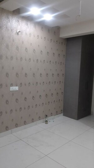 Bathroom in 3 BHK Apartment at Sunshine Homes Zirakpur, Dhakoli – for Rent