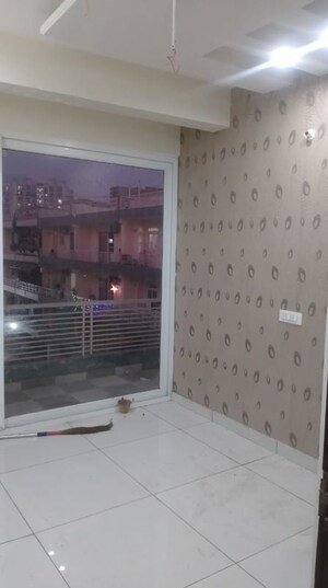 Bathroom in 3 BHK Apartment at Sunshine Homes Zirakpur, Dhakoli – for Rent