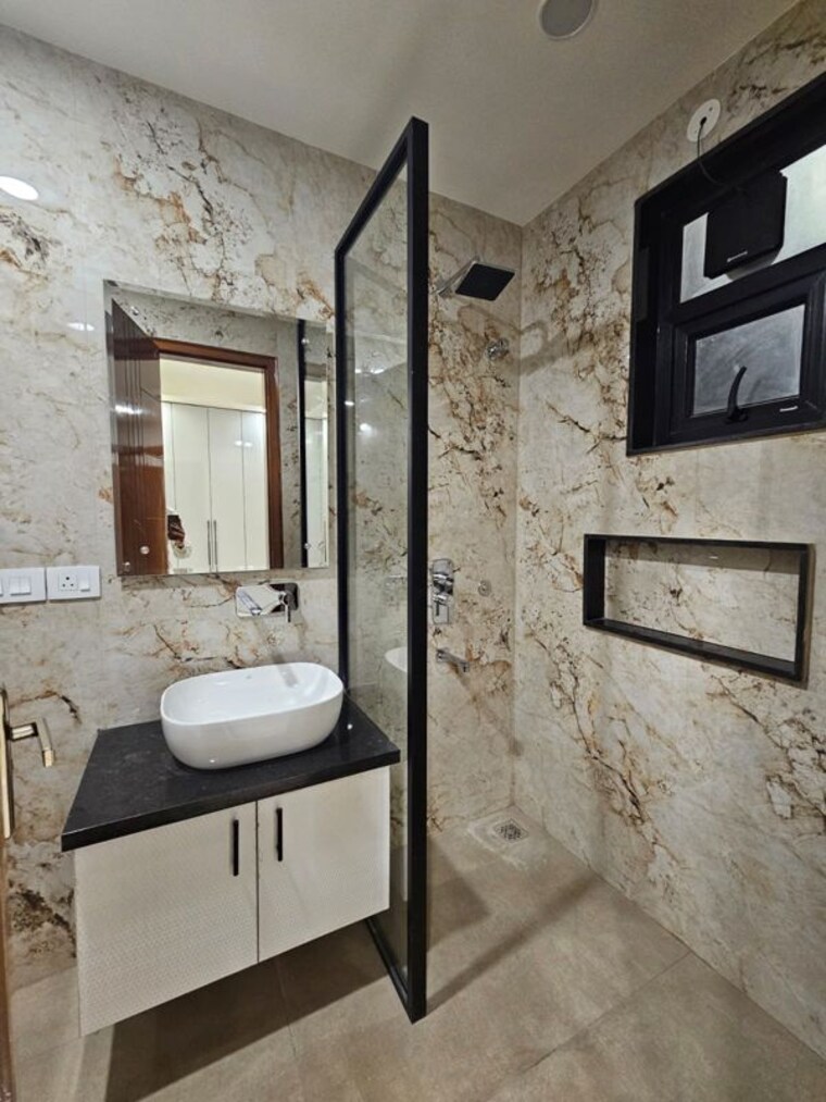 Attached Bathroom, sector 57 3 Bedroom 2700 Sq.Ft. Builder Floor In Sector 57 Gurgaon 10324729