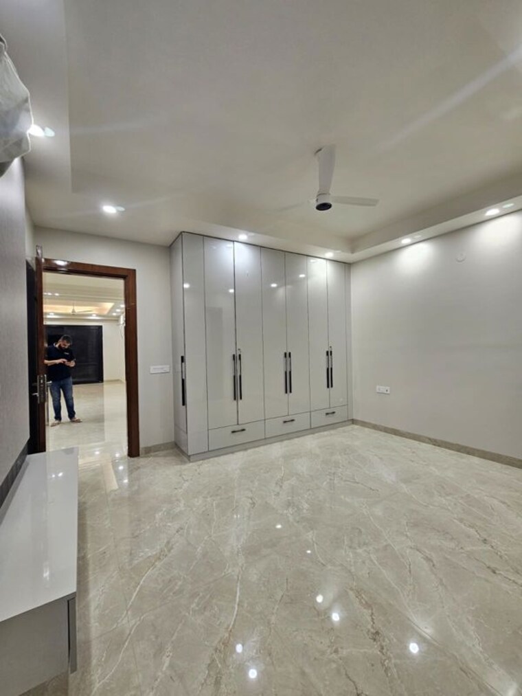 Room, sector 57 3 Bedroom 2700 Sq.Ft. Builder Floor In Sector 57 Gurgaon 10324729