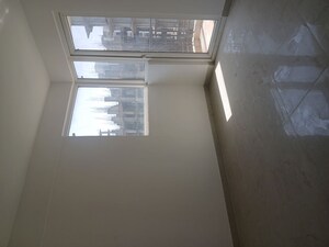 Room in 5 BHK Apartment at Mahagun My Woods, Sector 16c Greater Noida – for Sale