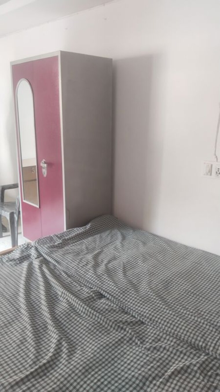 Room, gomti nagar 1 RK 600 Sq.Ft. Builder Floor In Gomti Nagar Lucknow 10324788