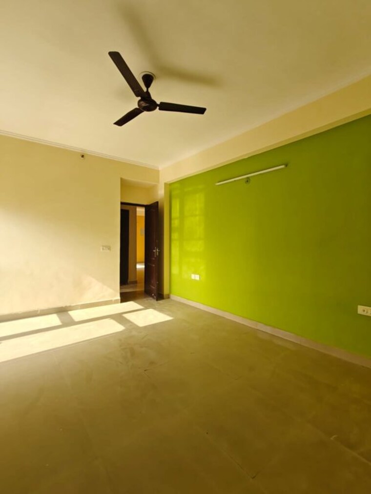 Room, aims-golf-city 3 Bedroom 1550 Sq.Ft. Apartment In Sector 75 Noida 10324769