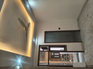 Furnished Amenities in 1 BHK Builder Floor at Alana Apartments, Sector 73 – for Sale