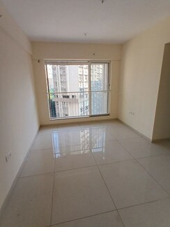 1 BHK Apartment For Rent in Godrej Nest Kandivali