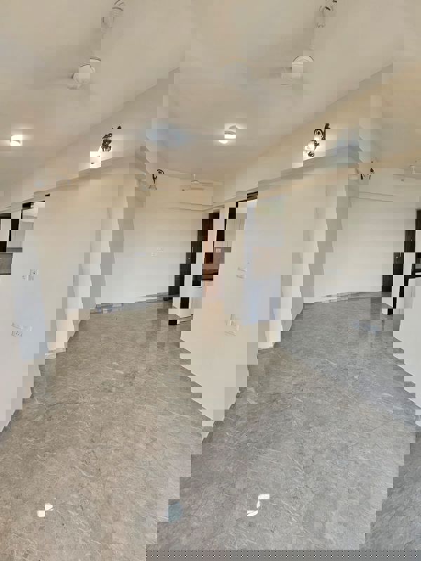 2 BHK 1000 Sq.Ft. Apartment in LnT Elixir Reserve