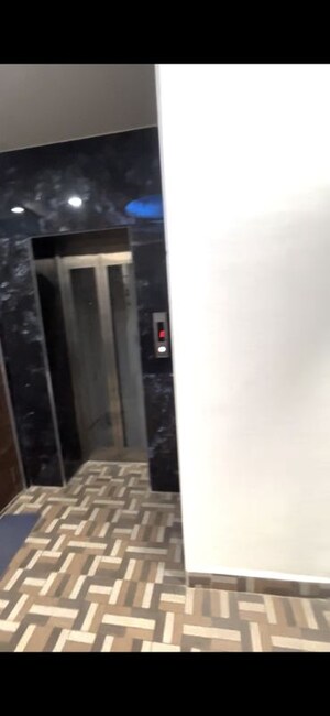 Lift in 1 BHK Apartment at Boring Road – for Sale