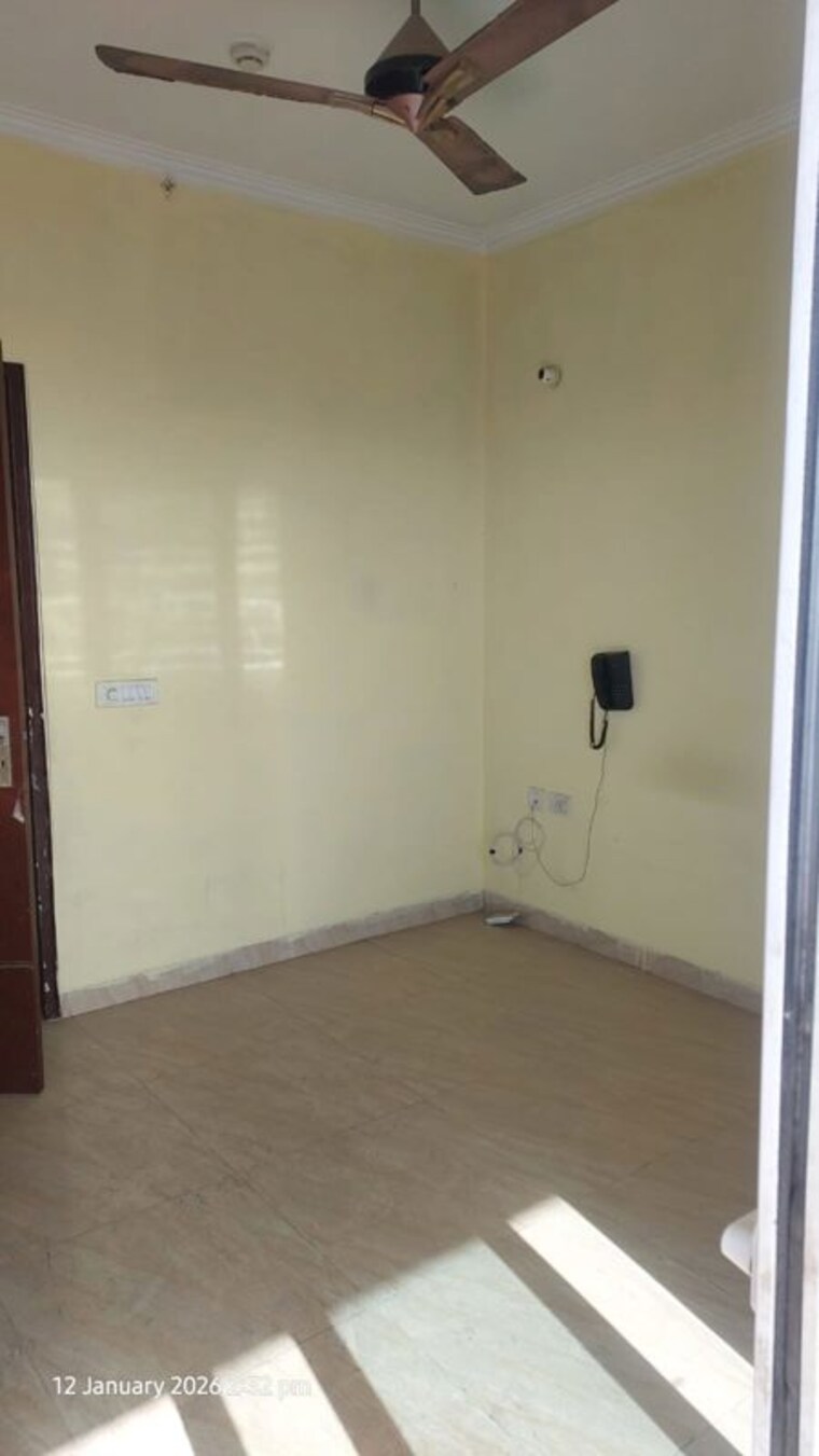 Room, gaur-city-2-14th-avenue 2 Bedroom 855 Sq.Ft. Apartment In Sector 16c Greater Noida Greater Noida 10324899