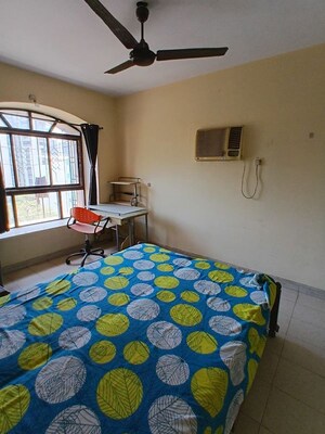 Bedroom in 2 BHK Apartment at Green Hills, Kandivali East – for Rent