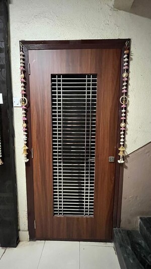 Building Lobby in 1 BHK Apartment at Daffodil CHS Kandivali, Kandivali East – for Sale