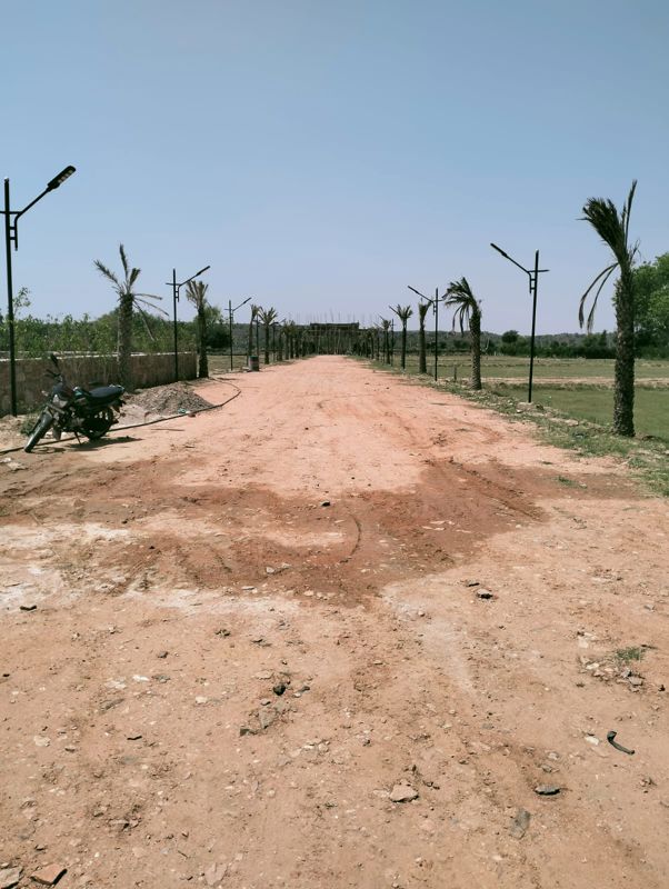Plot For Sale in Vatika Kunj