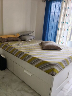 Bedroom in 1 BHK Apartment at Vakola – for Rent