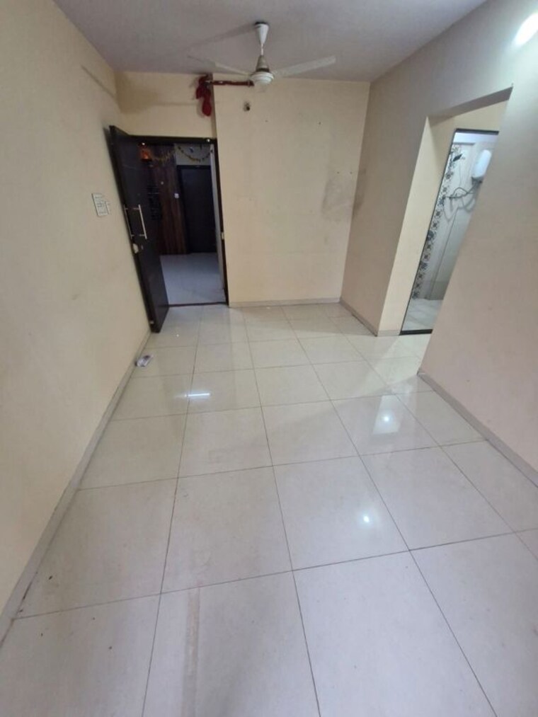 Bathroom, shivraj-heights-apartments 1 Bedroom 401 Sq.Ft. Apartment In Kandivali West Mumbai 10325002