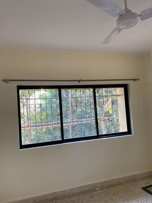 Room in 1 BHK Apartment at Dharti Presidio, Malad West – for Sale
