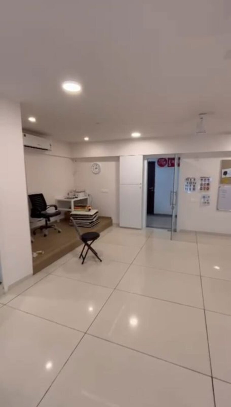 Team Area, samriddhi-colonnade Commercial Office Space 858 Sq.Ft. In Vikram Nagar Ahmedabad 10325024