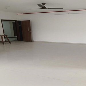 Room in 2 BHK Apartment at Mayfair The View, Vikhroli West – for Sale
