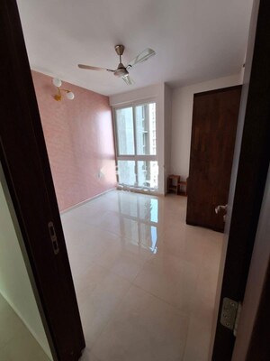 Room in 2 BHK Apartment at Assetz 18 and Oak, Sarjapur – for Rent