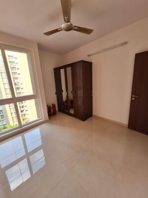 Room in 2 BHK Apartment at Assetz 18 and Oak, Sarjapur – for Rent