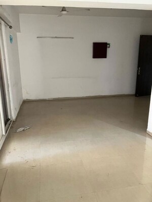 Room in 3 BHK Apartment at Nimbus The Hyde park, Sector 78 – for Rent