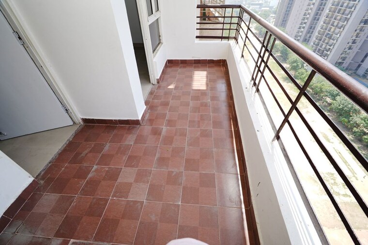 Balcony, raj nagar extension Commercial Office Space 550 Sq.Ft. In Raj Nagar Extension Ghaziabad 10325076