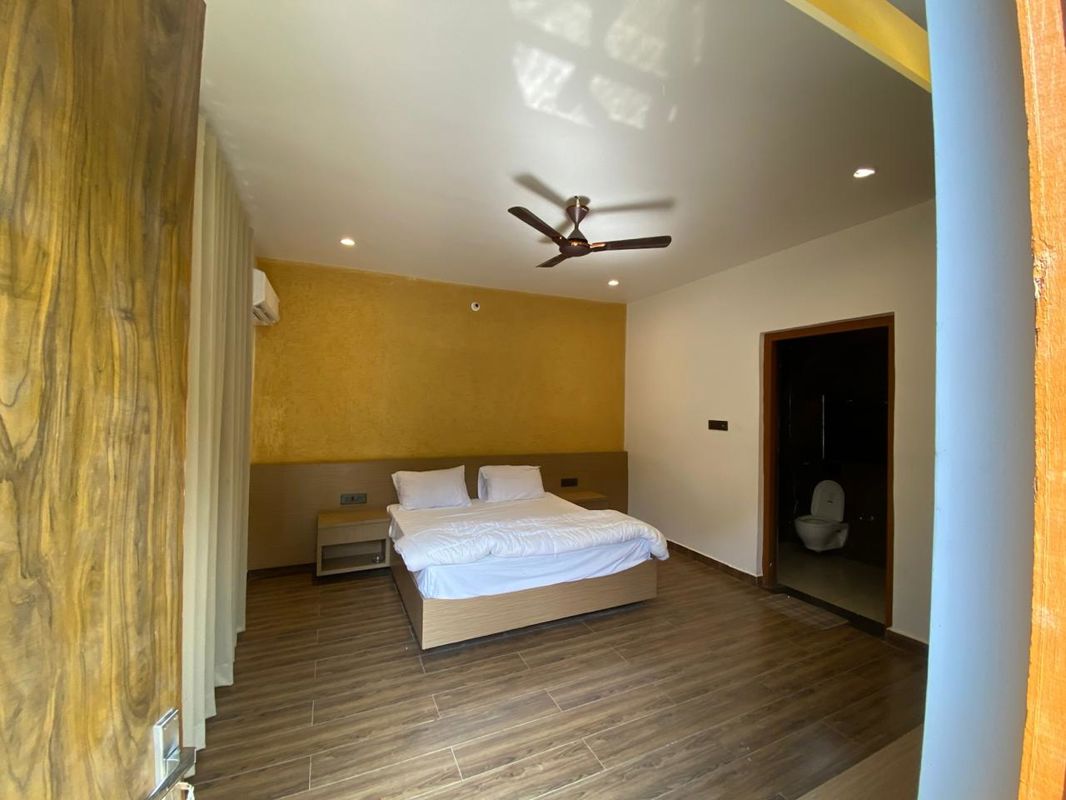 3 BHK Apartment For Sale in Sector 12 Dwarka